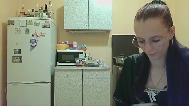 Lucy Divine online show from September 27, 2025, 10:26 pm