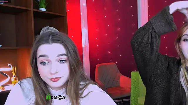 Snapshot of luna_tin chatting on November 18, 2025, 5:45 am luna tin online show from November 18, 2025, 5:45 am