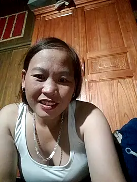 Seg min online show from October 26, 2025, 1:17 pm