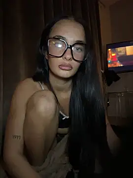 Snapshot of Spicy-Rosie20 chatting on December 16, 2025, 8:47 pm Spicy-Rosie20 online show from December 16, 2025, 8:47 pm