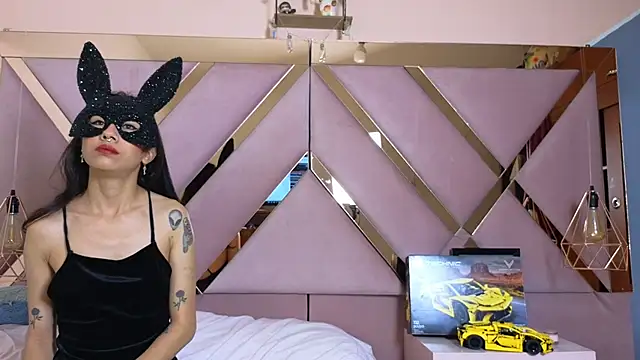 Snapshot of Sophia_moo_ chatting on October 25, 2025, 5:26 am Sophia moo online show from October 25, 2025, 5:26 am