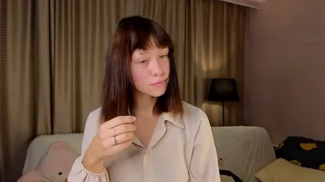 Snapshot of BritniBers chatting on September 14, 2025, 4:39 pm BritniBers online show from September 14, 2025, 4:39 pm