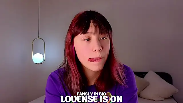 Snapshot of BritniBers chatting on October 24, 2025, 10:55 am BritniBers online show from October 24, 2025, 10:55 am