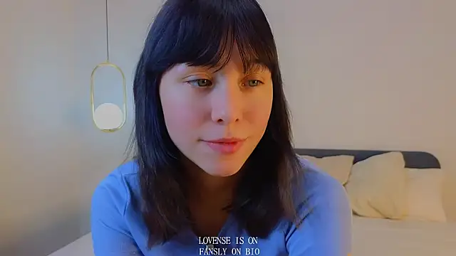 Snapshot of BritniBers chatting on November 13, 2025, 1:37 am BritniBers online show from November 13, 2025, 1:37 am