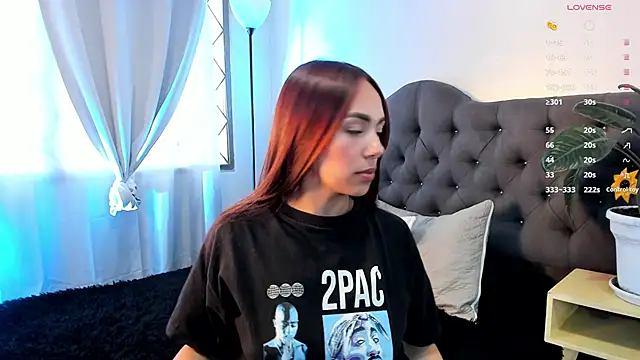 Snapshot of nikolevoshkie_ chatting on September 10, 2025, 7:25 pm nikolevoshkie online show from September 10, 2025, 7:25 pm