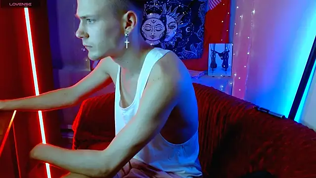 Xavier Night81 online show from September 25, 2025, 8:29 am