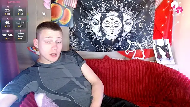 Xavier Night81 online show from October 20, 2025, 8:04 am