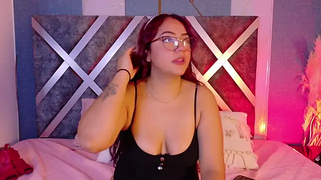 Snapshot of DaniniAnderson chatting on September 18, 2025, 4:14 am DaniniAnderson online show from September 18, 2025, 4:14 am