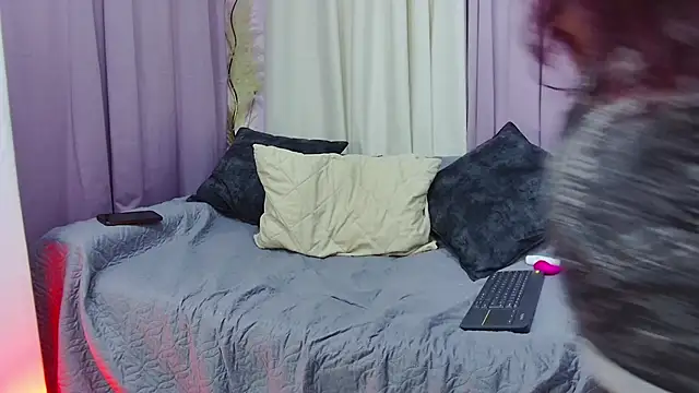 Snapshot of DaniniAnderson chatting on October 23, 2025, 4:12 am DaniniAnderson online show from October 23, 2025, 4:12 am