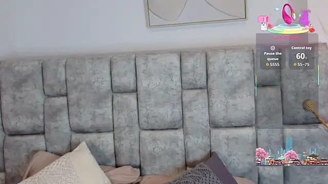 Snapshot of DaniniAnderson chatting on December 15, 2025, 3:55 am DaniniAnderson online show from December 15, 2025, 3:55 am