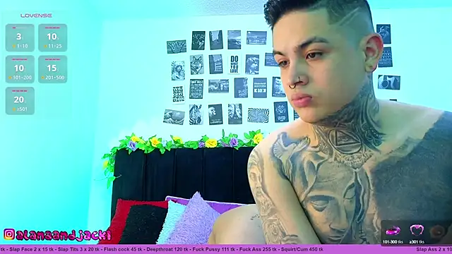 Sarahandzack online show from September 24, 2025, 3:26 pm