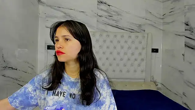 Snapshot of Ari_and_Storm chatting on September 26, 2025, 2:32 pm Ari and Storm online show from September 26, 2025, 2:32 pm