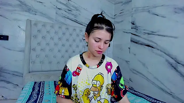 Snapshot of Ari_and_Storm chatting on October 9, 2025, 2:37 pm Ari and Storm online show from October 9, 2025, 2:37 pm