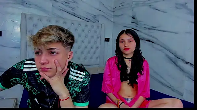 Snapshot of Ari_and_Storm chatting on October 22, 2025, 2:23 am Ari and Storm online show from October 22, 2025, 2:23 am