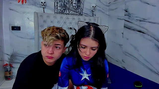 Snapshot of Ari_and_Storm chatting on October 26, 2025, 2:12 pm Ari and Storm online show from October 26, 2025, 2:12 pm