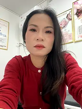 Baby-mmm online show from December 3, 2025, 3:36 am