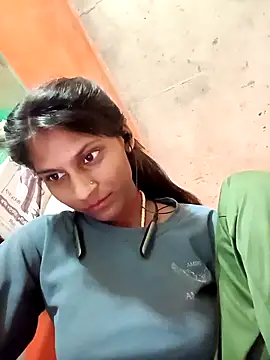 Snapshot of Jyoti_thakurr chatting on October 8, 2025, 8:56 am Jyoti thakurr online show from October 8, 2025, 8:56 am