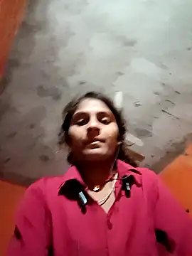 Snapshot of Jyoti_thakurr chatting on October 30, 2025, 10:49 am Jyoti thakurr online show from October 30, 2025, 10:49 am