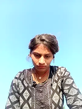Snapshot of Jyoti_thakurr chatting on November 8, 2025, 2:23 am Jyoti thakurr online show from November 8, 2025, 2:23 am