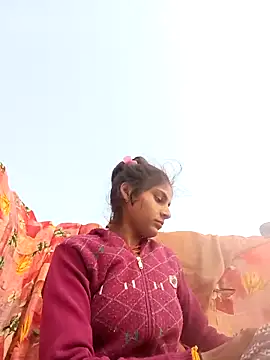 Snapshot of Jyoti_thakurr chatting on November 20, 2025, 2:45 am Jyoti thakurr online show from November 20, 2025, 2:45 am