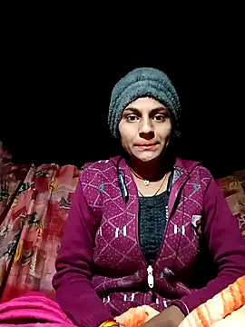 Snapshot of Jyoti_thakurr chatting on November 21, 2025, 9:57 pm Jyoti thakurr online show from November 21, 2025, 9:57 pm