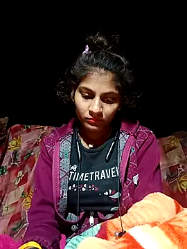 Snapshot of Jyoti_thakurr chatting on November 26, 2025, 4:41 pm Jyoti thakurr online show from November 26, 2025, 4:41 pm