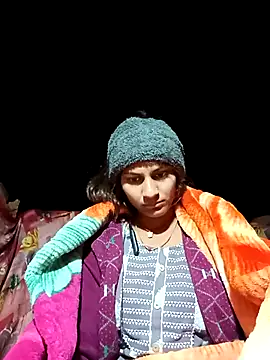 Snapshot of Jyoti_thakurr chatting on December 5, 2025, 12:08 am Jyoti thakurr online show from December 5, 2025, 12:08 am