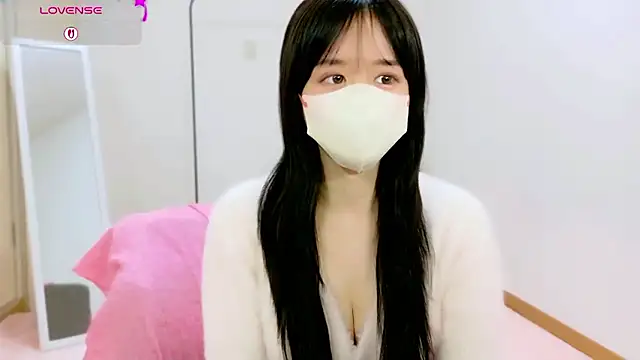 Anne Anne chan online show from December 3, 2025, 5:26 am