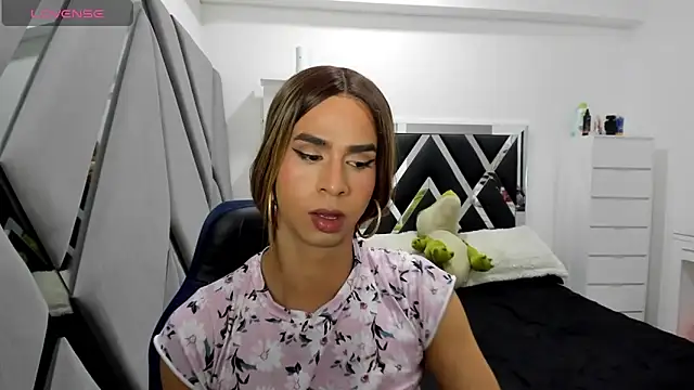 Snapshot of Jupiter_88 chatting on November 18, 2025, 10:14 pm Jupiter 88 online show from November 18, 2025, 10:14 pm