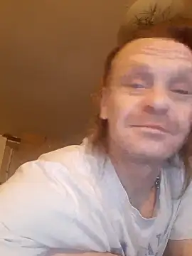 Snapshot of Kuba_Gd chatting on December 20, 2024, 10:00 pm Kuba Gd online show from December 20, 2024, 10:00 pm