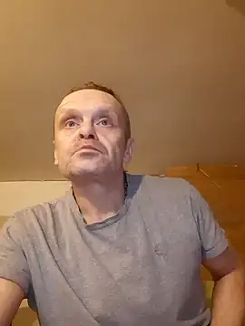 Snapshot of Kuba_Gd chatting on January 20, 2025, 10:59 pm Kuba Gd online show from January 20, 2025, 10:59 pm