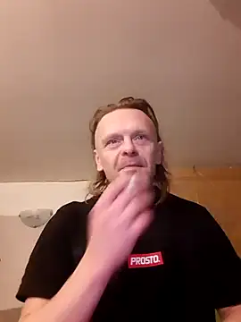 Snapshot of Kuba_Gd chatting on March 16, 2025, 12:34 am Kuba Gd online show from March 16, 2025, 12:34 am