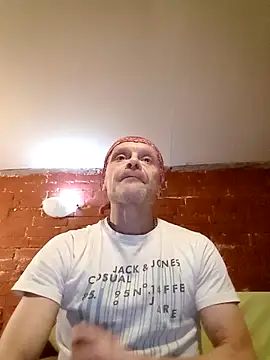 Snapshot of Kuba_Gd chatting on October 8, 2025, 3:26 am Kuba Gd online show from October 8, 2025, 3:26 am