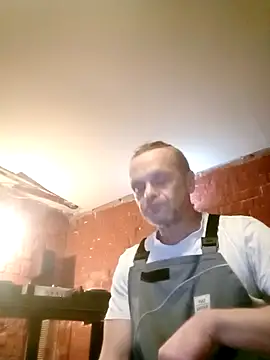 Kuba Gd online show from November 17, 2025, 6:46 pm