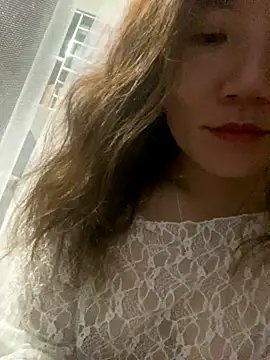 Snapshot of Pyy07 chatting on October 13, 2025, 1:00 pm Pyy07 online show from October 13, 2025, 1:00 pm