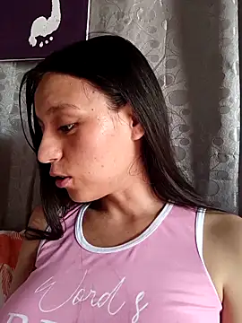 Snapshot of Lahila_ chatting on November 24, 2025, 2:28 pm Lahila online show from November 24, 2025, 2:28 pm