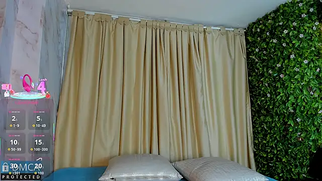 Kiara Zahiri   online show from September 20, 2025, 11:11 am