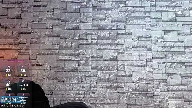 Kiara Zahiri   online show from December 4, 2025, 10:46 am