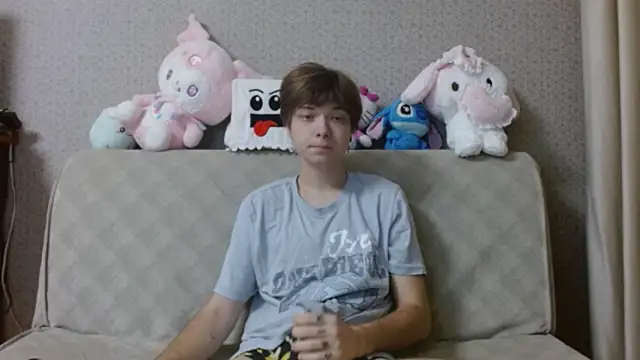 Snapshot of hilt_on_ chatting on October 13, 2025, 7:41 am hilt on online show from October 13, 2025, 7:41 am