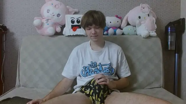 Snapshot of hilt_on_ chatting on October 18, 2025, 7:42 am hilt on online show from October 18, 2025, 7:42 am