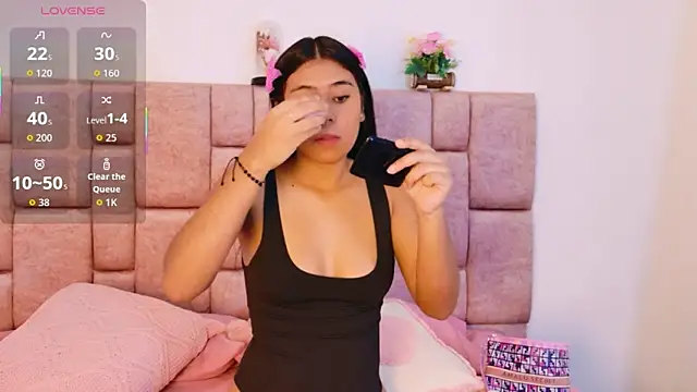 Kitty Rose   online show from November 11, 2025, 8:42 pm