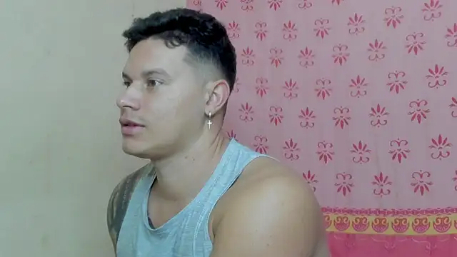 Snapshot of EclipseandFlame chatting on November 6, 2025, 1:23 pm EclipseandFlame online show from November 6, 2025, 1:23 pm