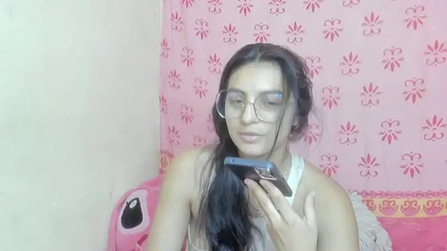 Snapshot of EclipseandFlame chatting on November 20, 2025, 1:11 pm EclipseandFlame online show from November 20, 2025, 1:11 pm