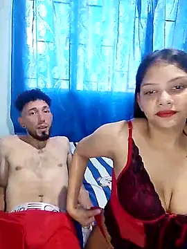 LunaAndOrion online show from September 8, 2025, 6:51 pm