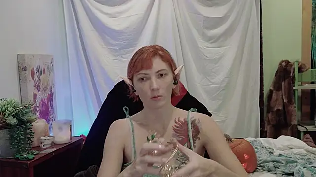 Snapshot of xpbunni chatting on November 4, 2025, 5:50 am xpbunni online show from November 4, 2025, 5:50 am