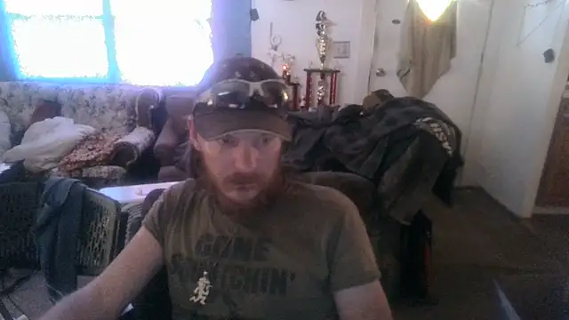 Snapshot of Poundtown1226 chatting on September 20, 2025, 7:59 pm Poundtown1226 online show from September 20, 2025, 7:59 pm