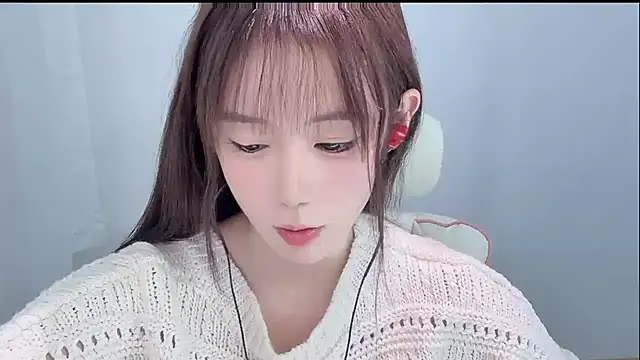 Snapshot of Xiao-runbao chatting on October 29, 2025, 2:30 pm Xiao-runbao online show from October 29, 2025, 2:30 pm