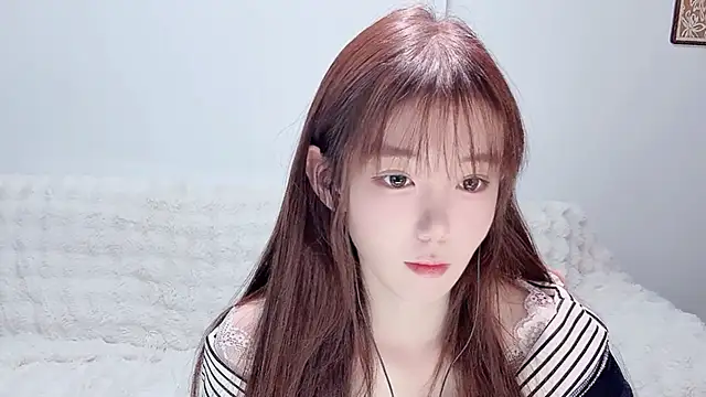 Snapshot of Xiao-runbao chatting on December 5, 2025, 1:20 pm Xiao-runbao online show from December 5, 2025, 1:20 pm