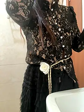 susu baby online show from November 24, 2025, 1:27 am