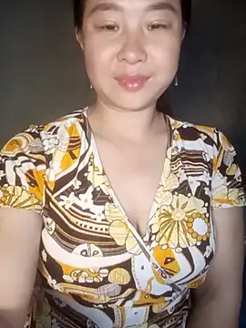 suki-lady online show from October 20, 2025, 3:56 pm